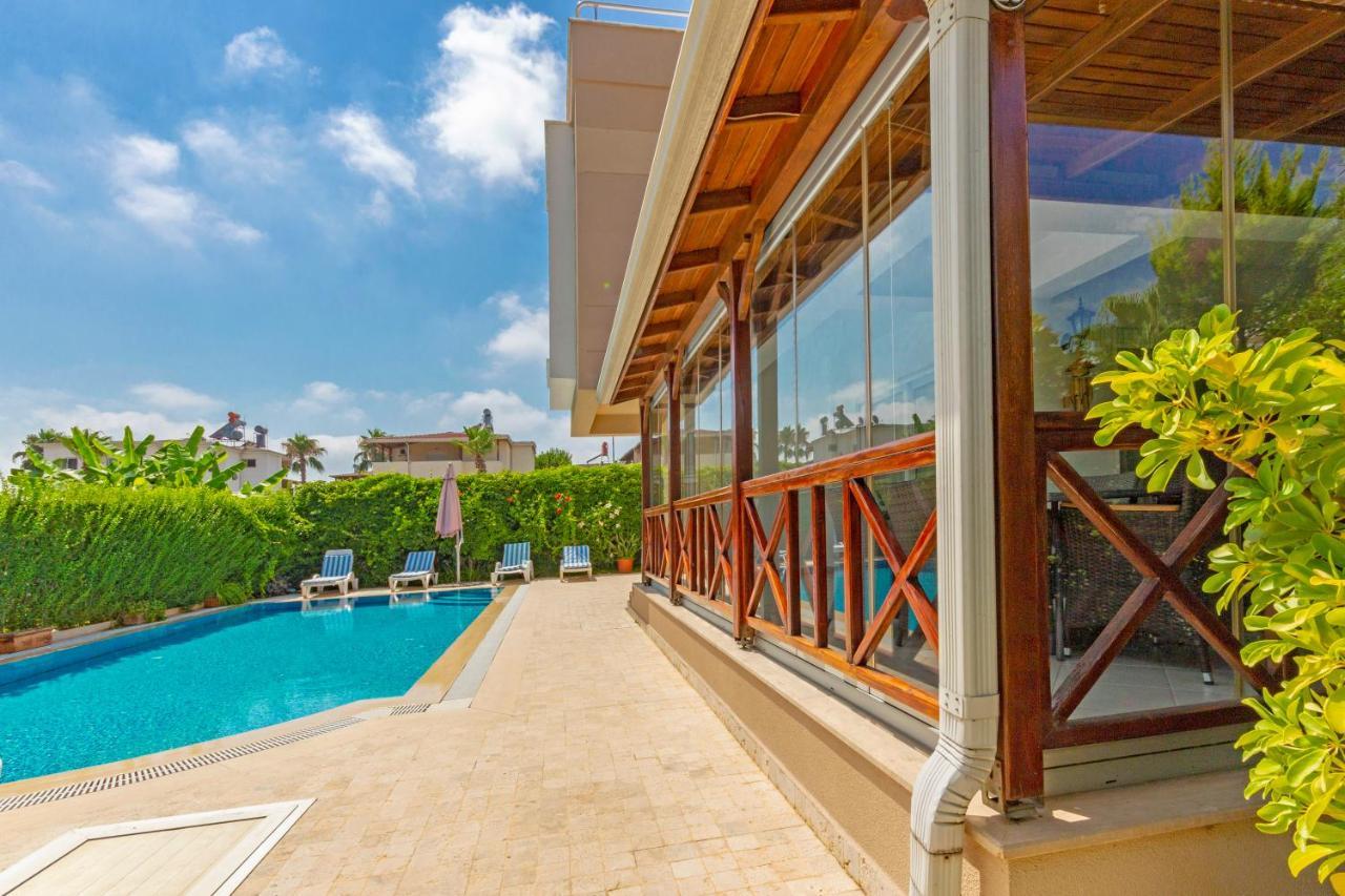 Paradise Town Villa Premium เบเลก ภายนอก รูปภาพ
