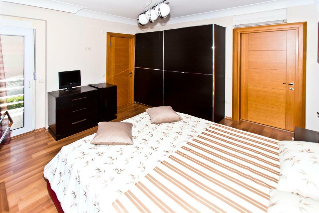 Paradise Town Villa Premium เบเลก ภายนอก รูปภาพ