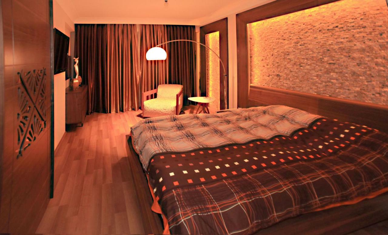Paradise Town Villa Premium เบเลก ภายนอก รูปภาพ