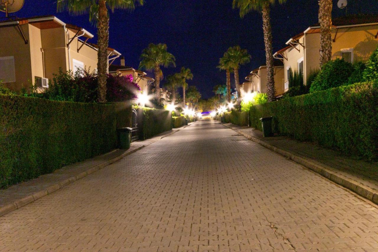 Paradise Town Villa Premium เบเลก ภายนอก รูปภาพ