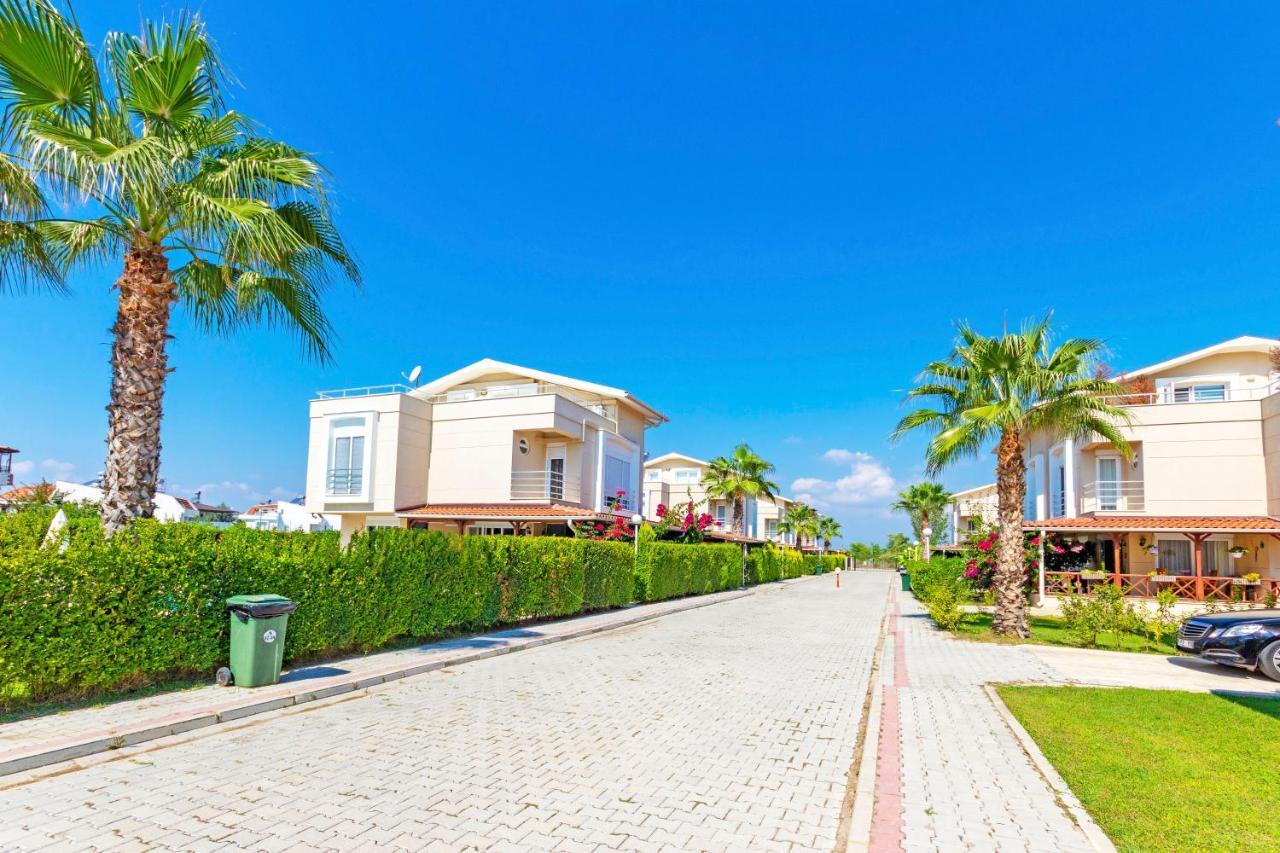 Paradise Town Villa Premium เบเลก ภายนอก รูปภาพ
